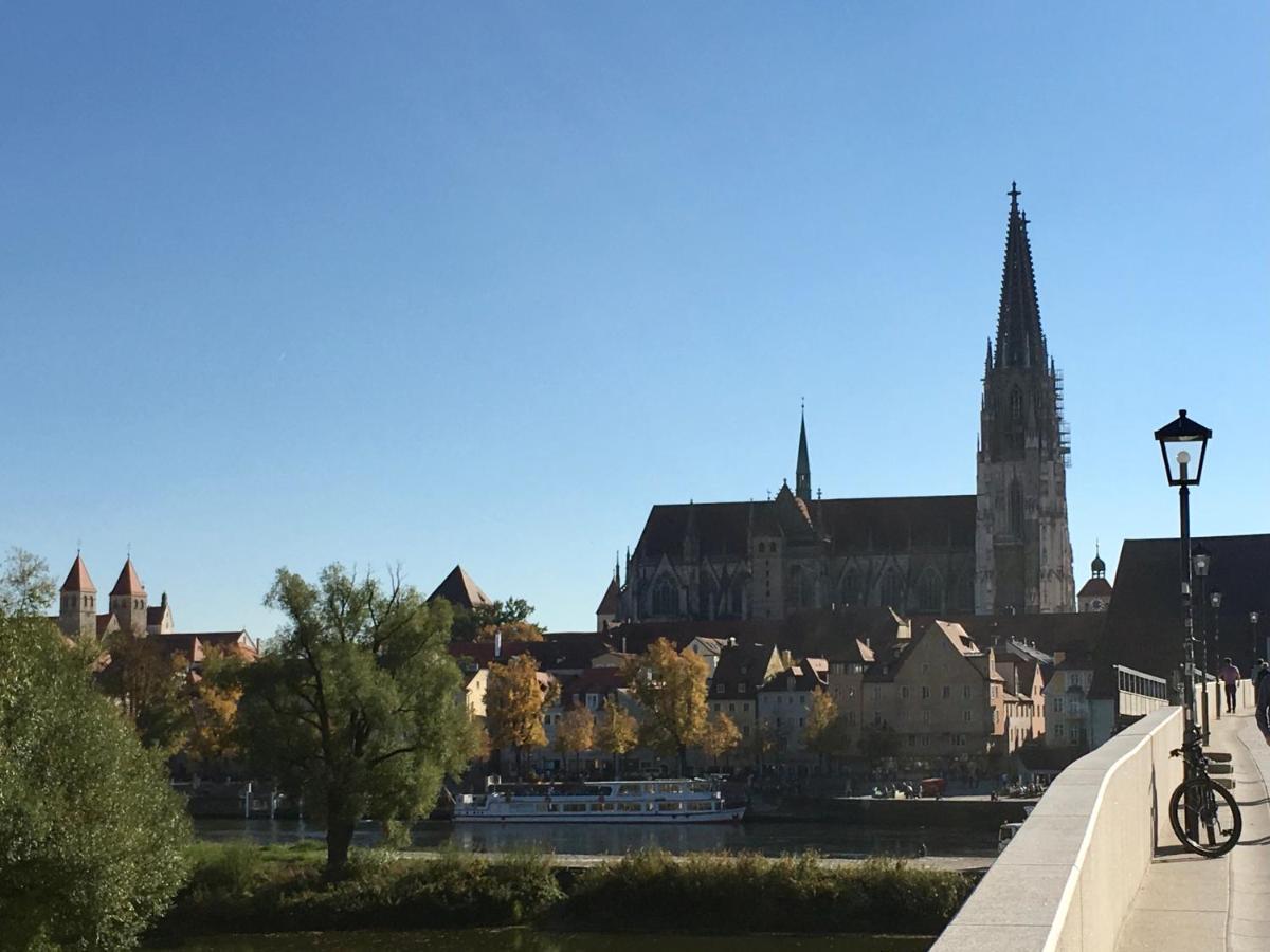 Chalet An Der Donau Direkt Bei Regensburg, 5 Sterne Dtv Pentling Esterno foto
